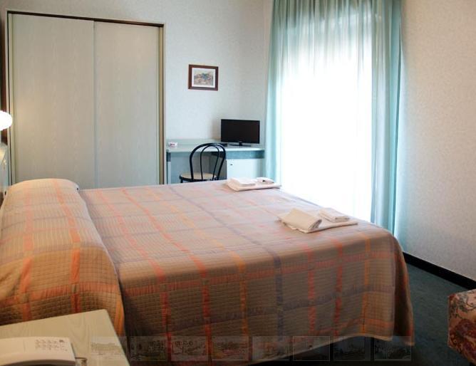 Hotel Aurora Castiglione della Pescaia Buitenkant foto